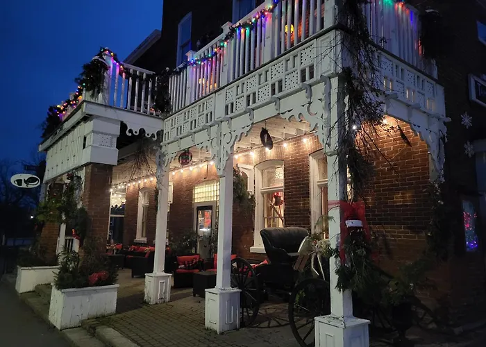 The Tamworth Hotel, Tamworth ,Ontario, Canada